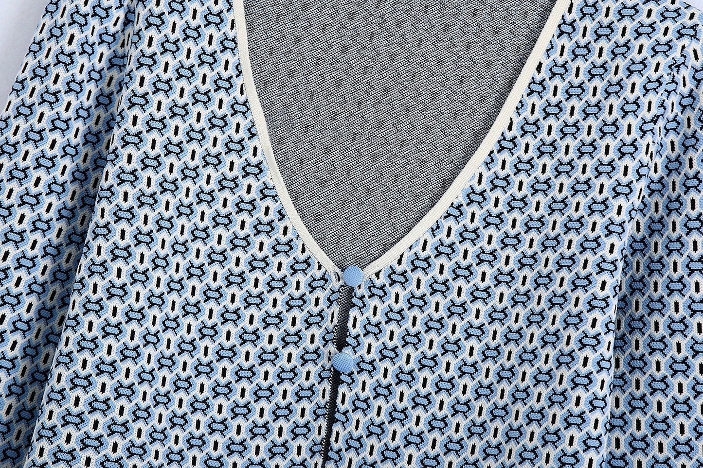 Button-up Dahlia Cardigan
