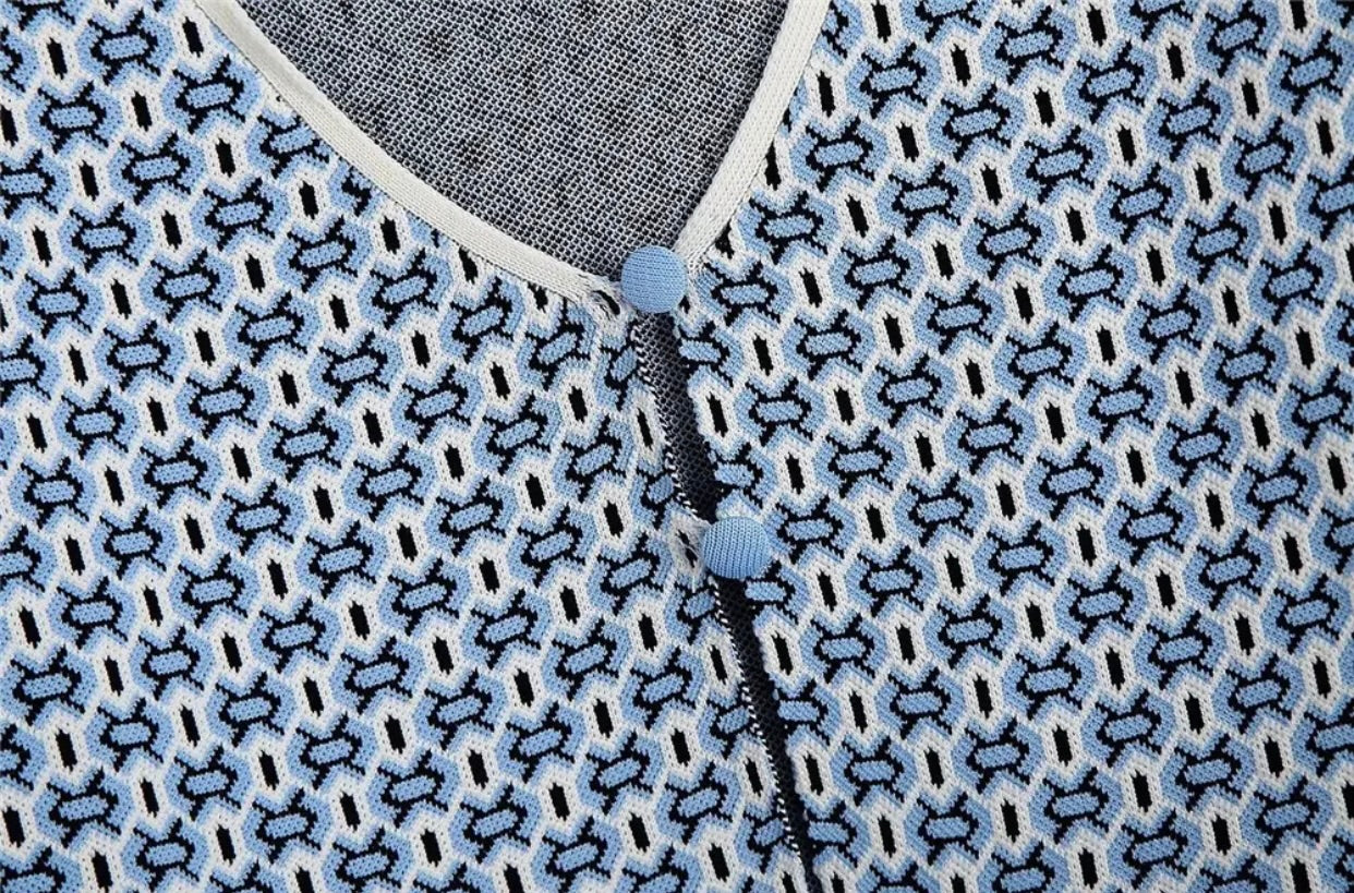 Button-up Dahlia Cardigan