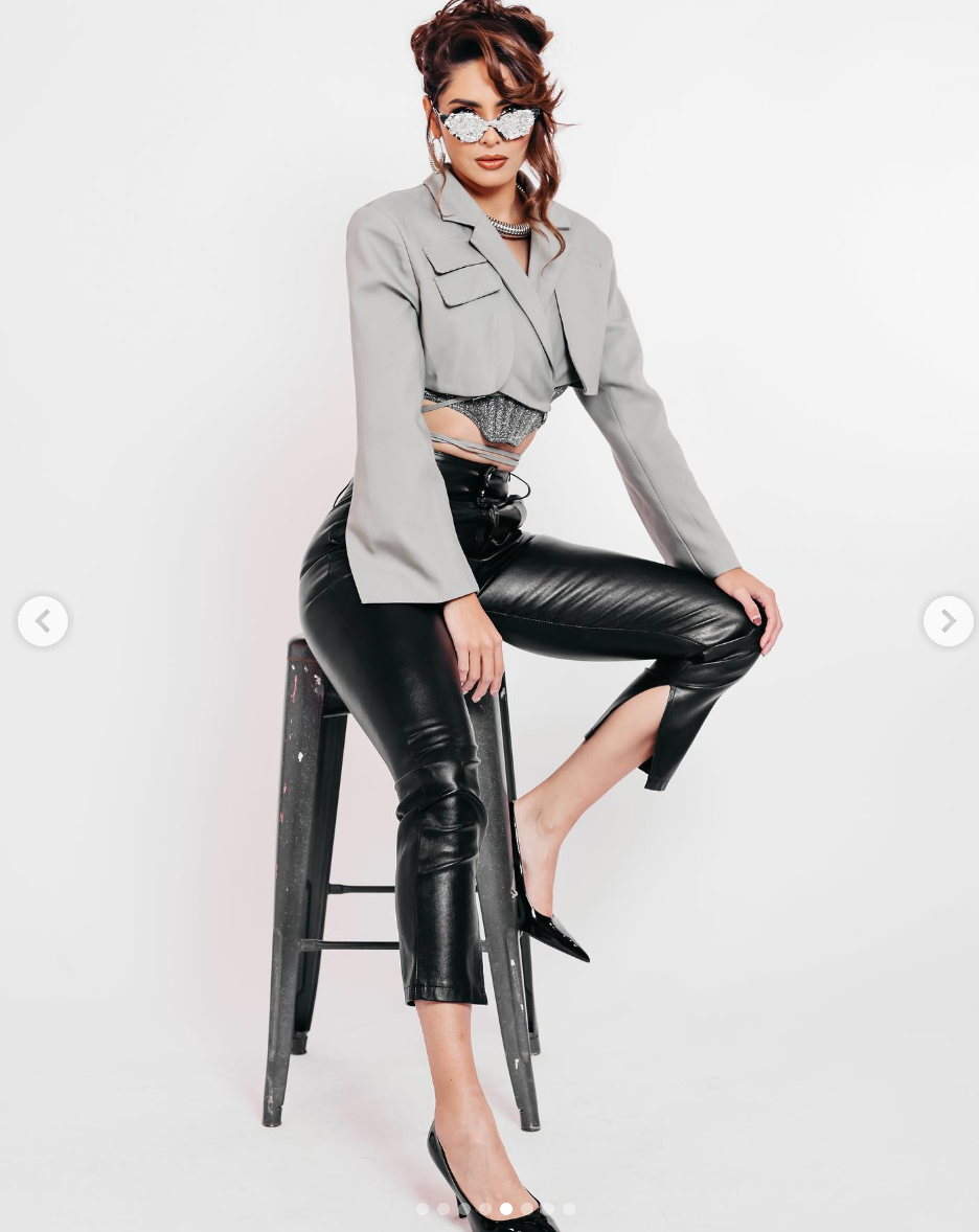 Corporate Chic Croptop Blazer