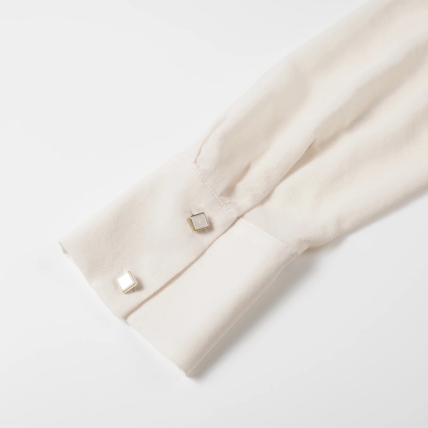Ivory Dream Off-white blouse
