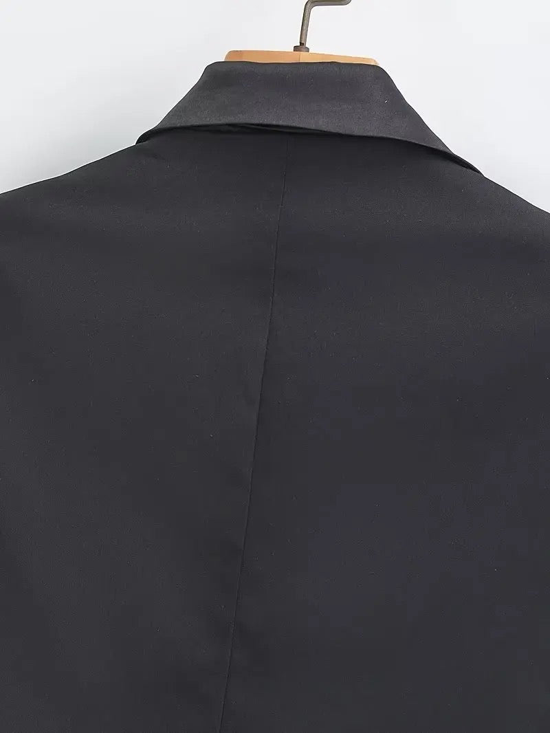 Single breasted crop-top blazer